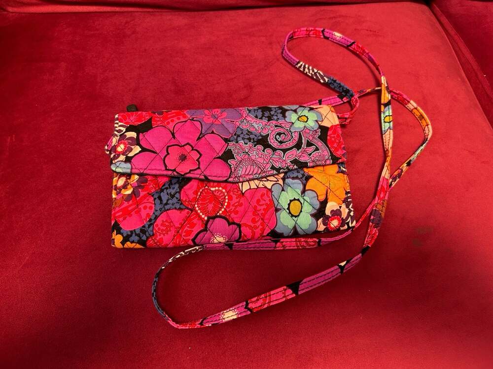 Vera Bradley Floral Fiesta Quilted Crossbody Wallet Purse Bag